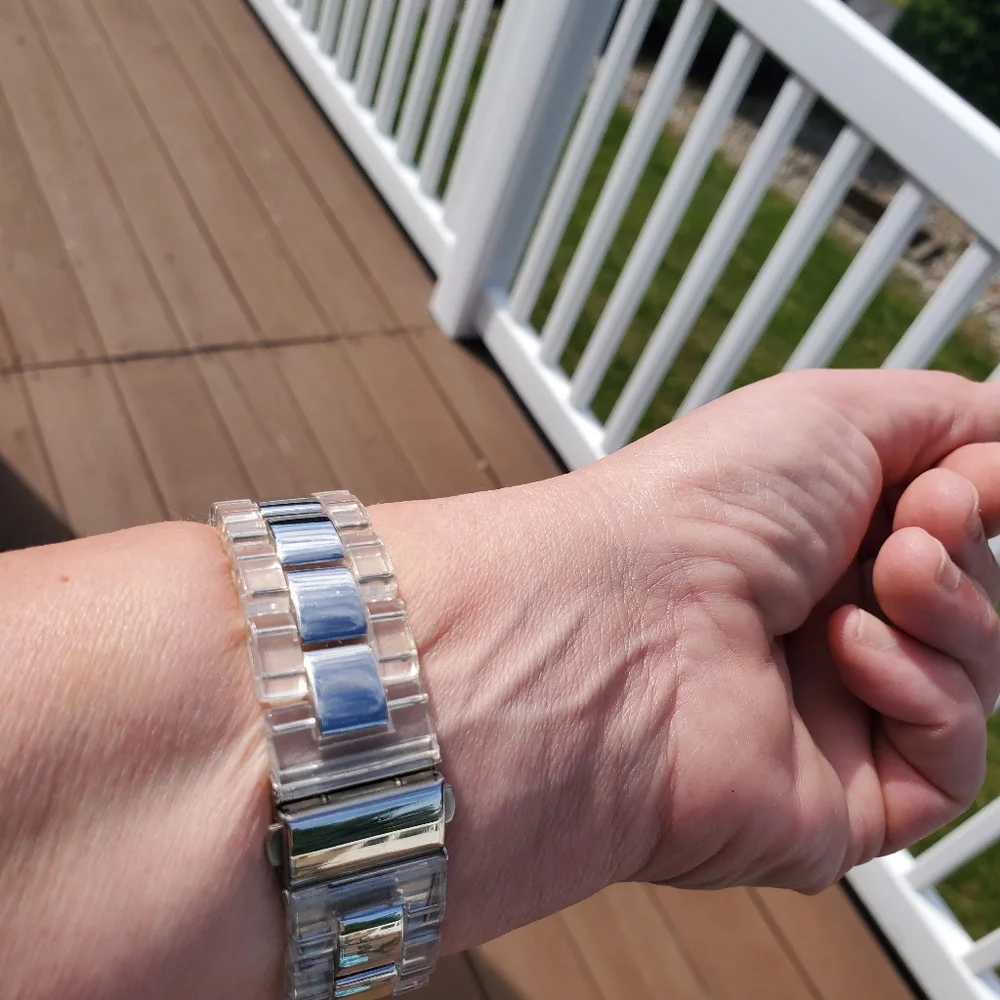 Watch ⌚️ 💖 - Picture 2 of 3